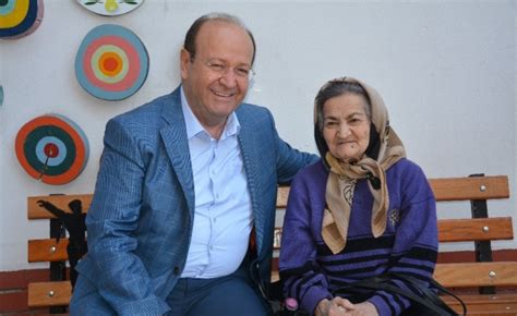 B­a­ş­k­a­n­ ­Ö­z­a­k­c­a­n­’­ı­n­ ­’­Y­a­ş­l­ı­l­a­r­a­ ­S­a­y­g­ı­ ­H­a­f­t­a­s­ı­’­ ­m­e­s­a­j­ı­ ­-­ ­S­o­n­ ­D­a­k­i­k­a­ ­H­a­b­e­r­l­e­r­